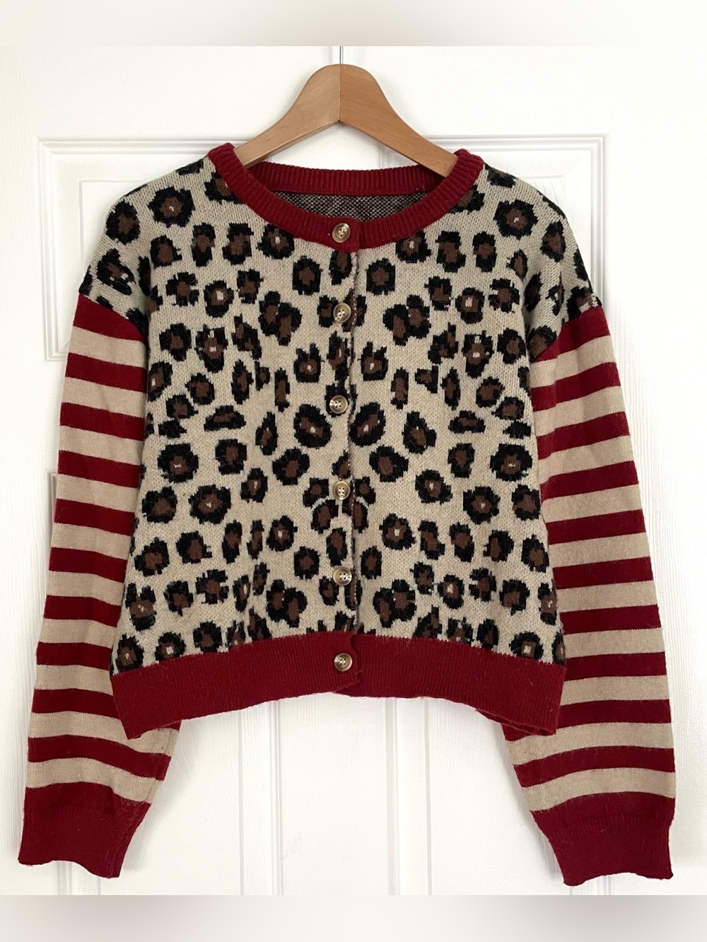 NWOT Leopard Print Cardigan Sweater Size XL